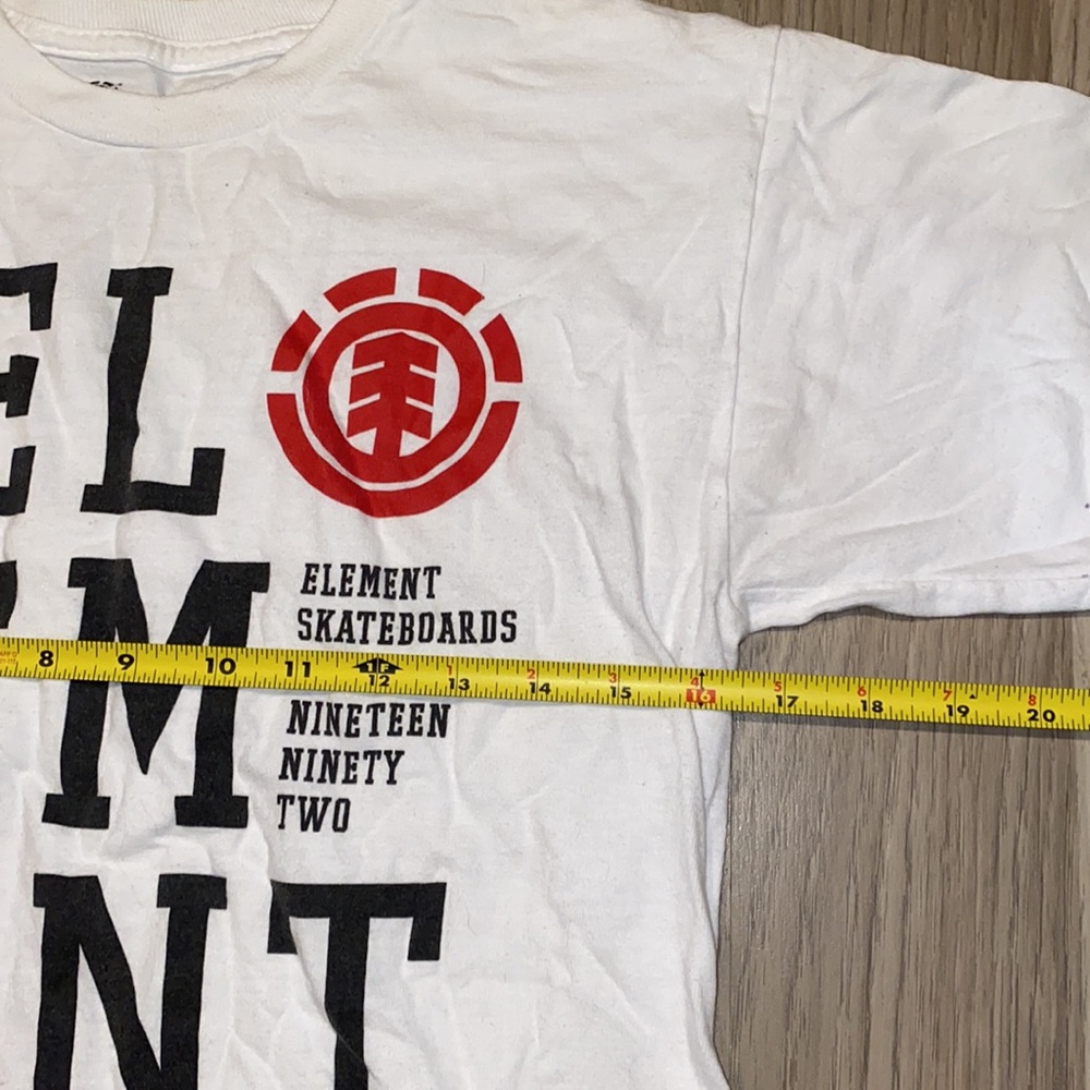 Element T - Picture 4 of 4